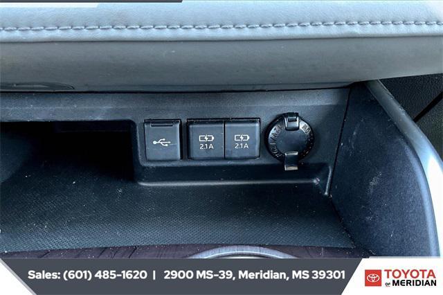 Photo of 2021 Magnetic Gray Metallic Toyota Highlander