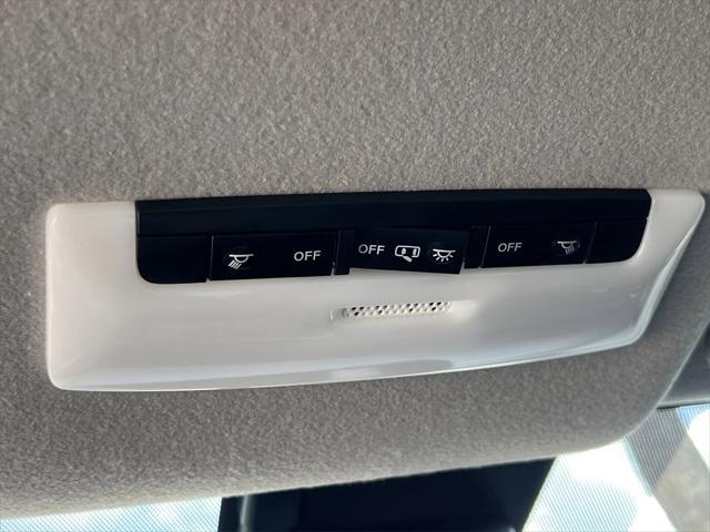 Photo of 2025 Gun Metallic Nissan Versa