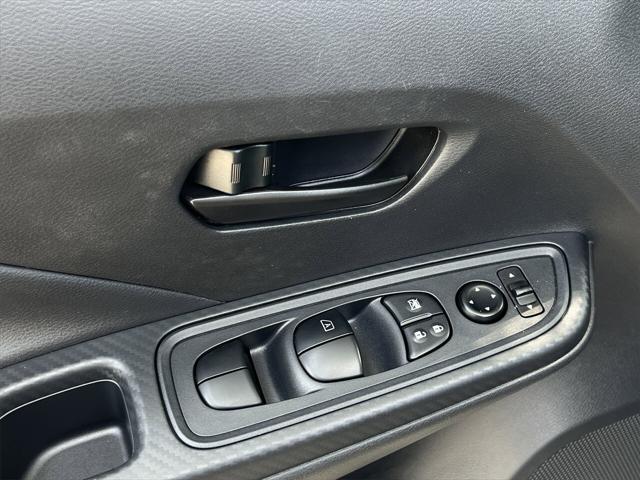 Photo of 2025 Gun Metallic Nissan Versa