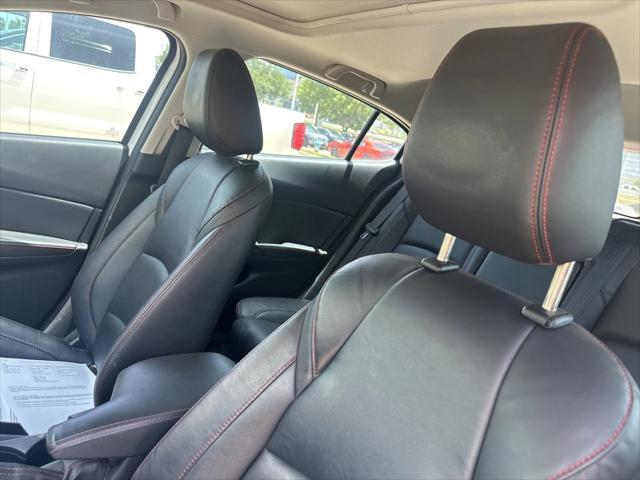 Photo of 2014 Snowflake White Pearl Mica Mazda Mazda3