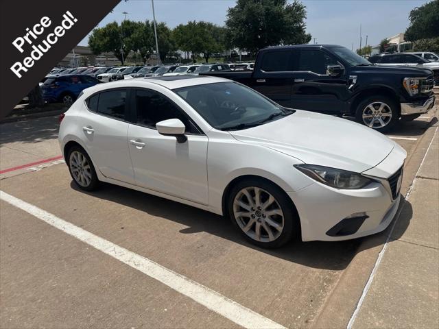 Photo of 2014 Snowflake White Pearl Mica Mazda Mazda3