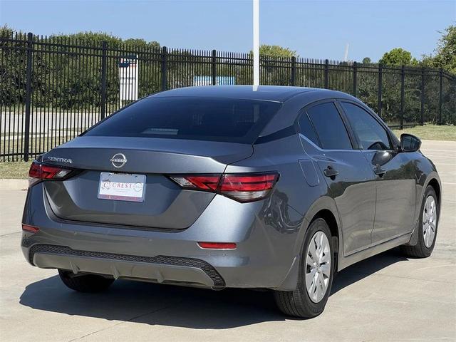 Photo of 2024 Gun Metallic Nissan Sentra