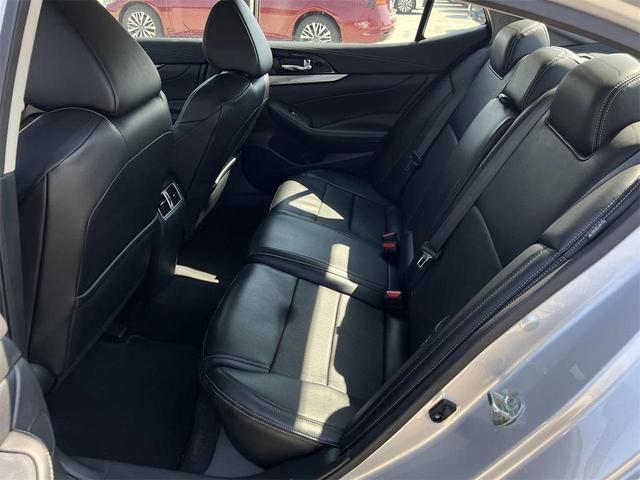 Photo of 2023 Brilliant Silver Nissan Maxima