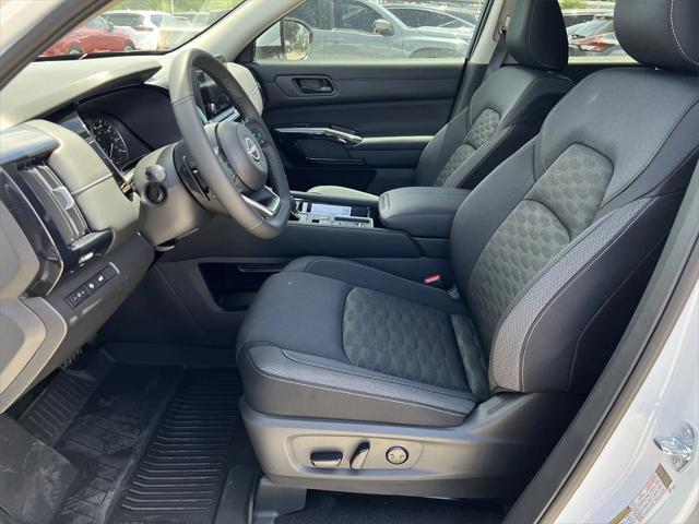 Photo of 2025 QBE Everest WH Nissan Pathfinder