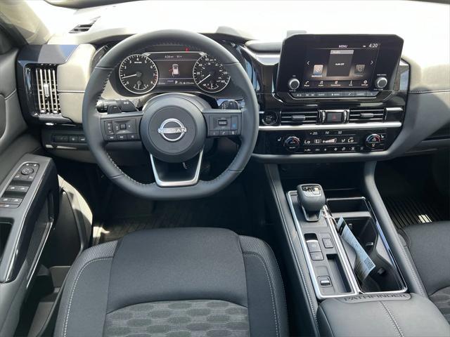 Photo of 2025 QBE Everest WH Nissan Pathfinder