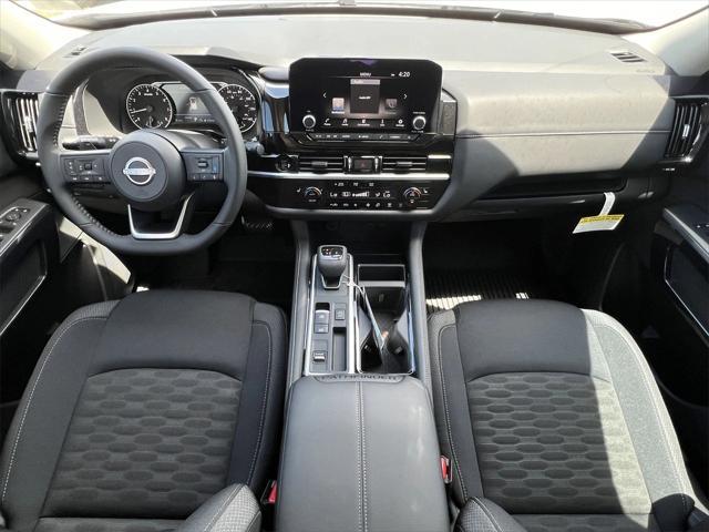 Photo of 2025 QBE Everest WH Nissan Pathfinder