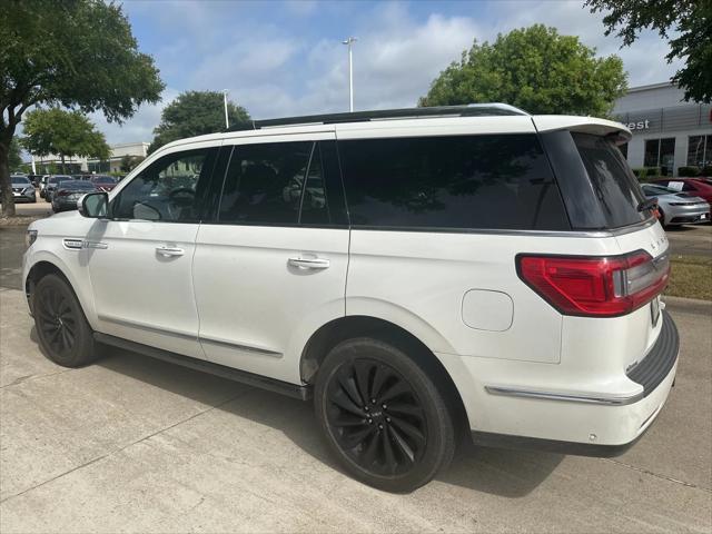 Photo of 2020 White Lincoln Navigator