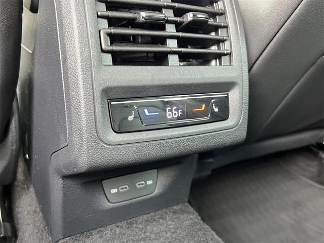 Photo of 2024 Pure White Volkswagen Golf R