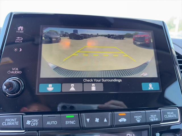 Photo of 2022 Lunar Silver Metallic Honda Odyssey