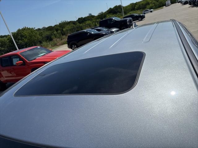 Photo of 2022 Lunar Silver Metallic Honda Odyssey