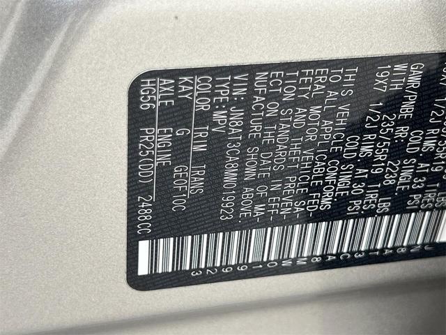 Photo of 2021 Champagne Silver Metallic Nissan Rogue