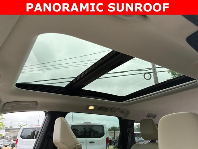 Photo of 2022 Gray INFINITI QX60