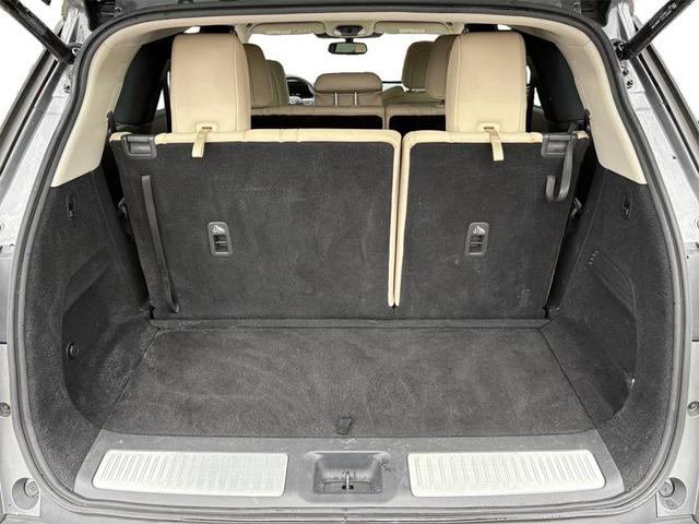 Photo of 2022 Gray INFINITI QX60