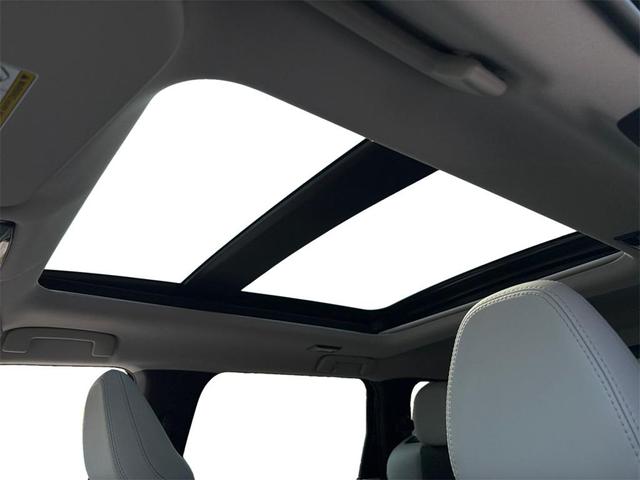 Photo of 2025 Black Diamond Mitsubishi Outlander