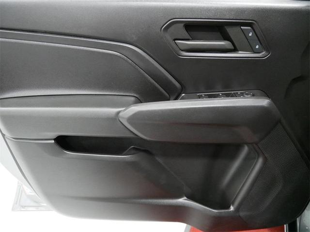 Photo of 2023 Sterling Gray Metallic Chevrolet Colorado
