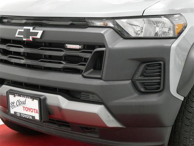 Photo of 2023 Sterling Gray Metallic Chevrolet Colorado