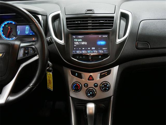 Photo of 2015 Blaze Red Chevrolet Trax