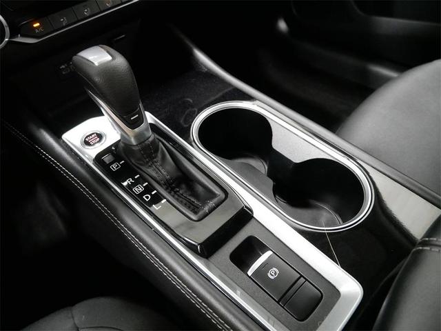 Photo of 2023 Gun Metallic Nissan Altima