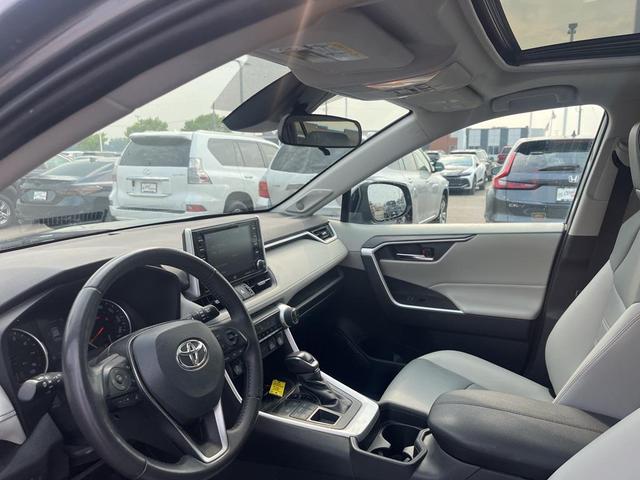 Photo of 2021 Gray Toyota RAV4