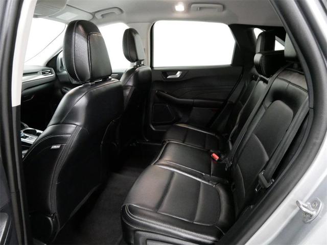 Photo of 2022 Iconic Silver Metallic Ford Escape