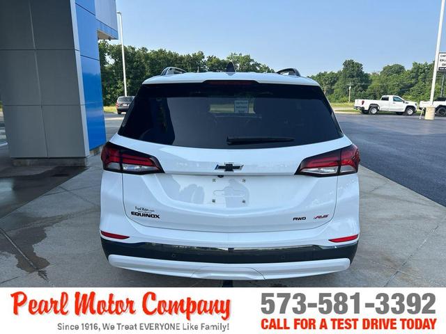 Photo of 2023 Summit White Chevrolet Equinox
