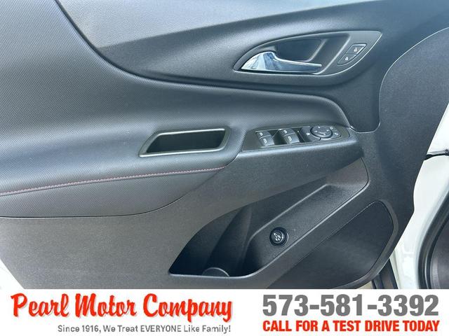 Photo of 2023 Summit White Chevrolet Equinox