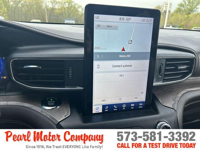 Photo of 2020 Star White Ford Explorer