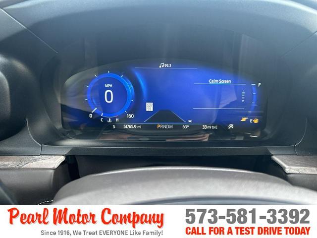 Photo of 2020 Star White Ford Explorer