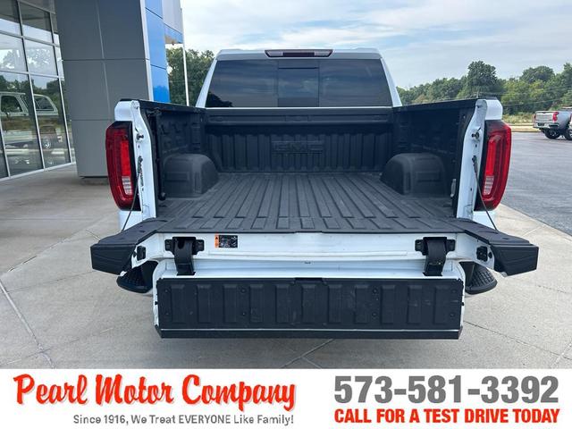 Photo of 2023 Summit White GMC Sierra 1500
