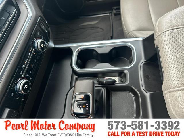 Photo of 2023 Summit White GMC Sierra 1500
