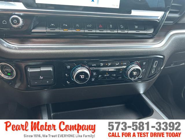 Photo of 2023 Summit White GMC Sierra 1500