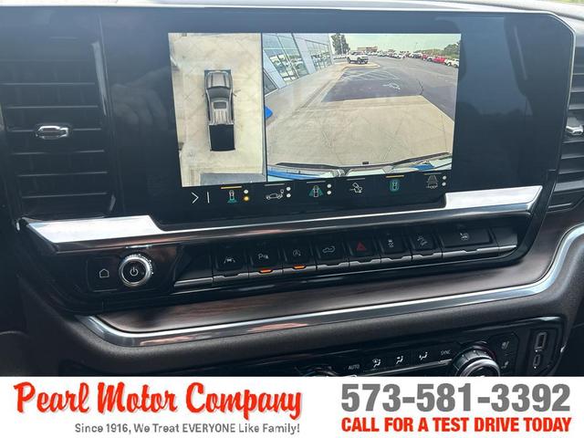 Photo of 2023 Summit White GMC Sierra 1500