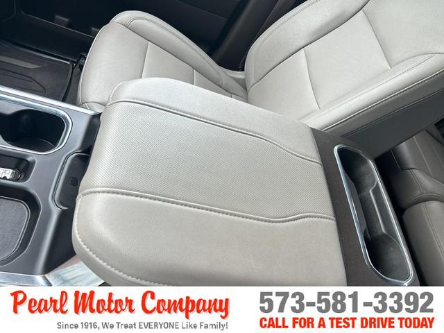 Photo of 2023 Summit White GMC Sierra 1500