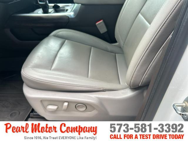 Photo of 2023 Summit White GMC Sierra 1500