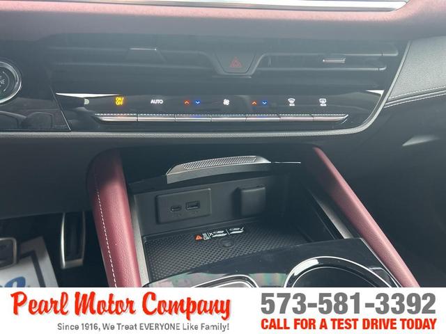 Photo of 2025 Black Buick Envision