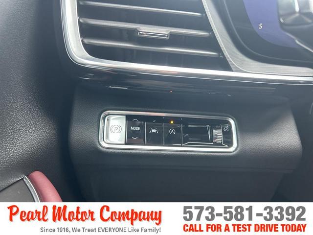 Photo of 2025 Black Buick Envision