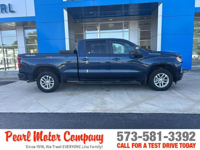 Photo of 2022 Northsky Blue Metallic Chevrolet Silverado 1500