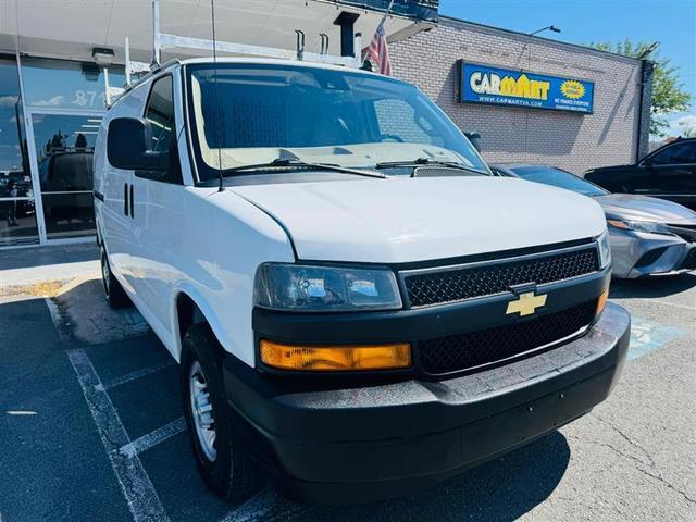 Photo of 2021 White Chevrolet Express 3500