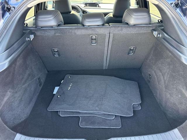 Photo of 2025 Deep Crystal Blue Mica Mazda CX-30