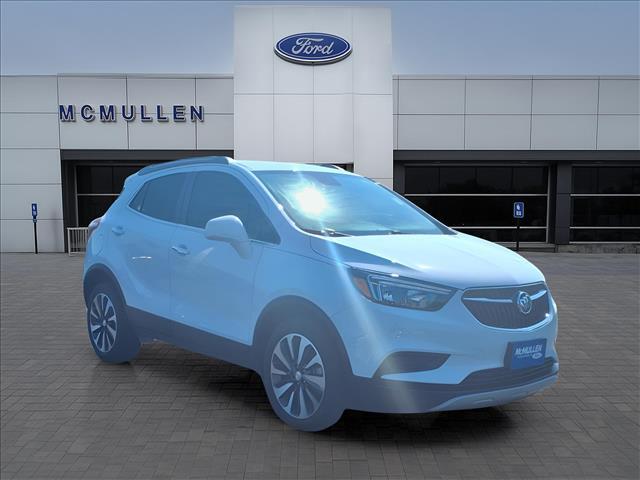 Photo of 2021 Summit White Buick Encore
