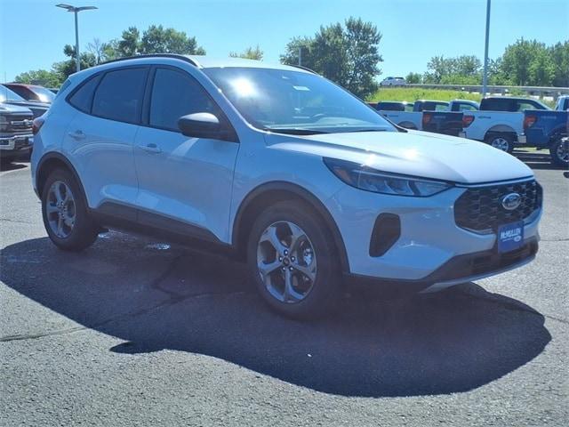 Photo of 2025 Space Silver Ford Escape