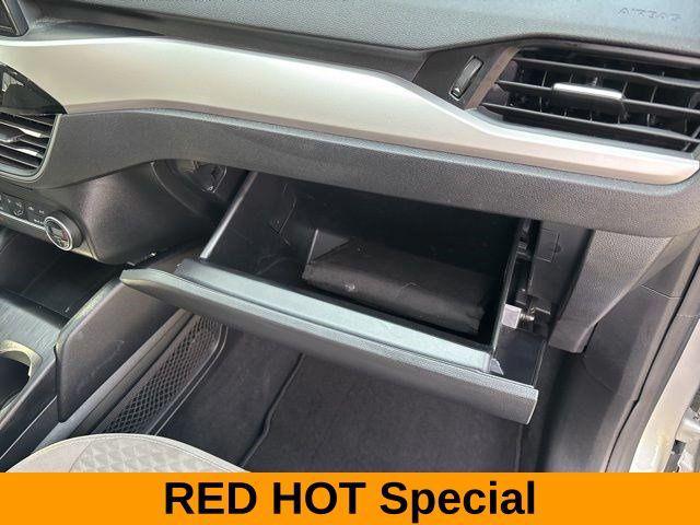 Photo of 2020 Ingot Silver Ford Escape