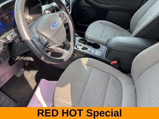 Photo of 2020 Ingot Silver Ford Escape