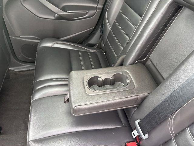 Photo of 2019 Black Metallic Ford Escape