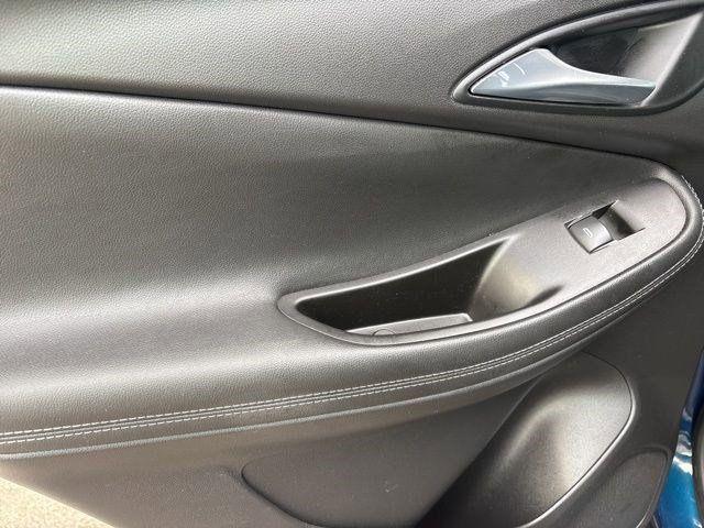 Photo of 2021 Deep Azure Metallic Buick Encore GX