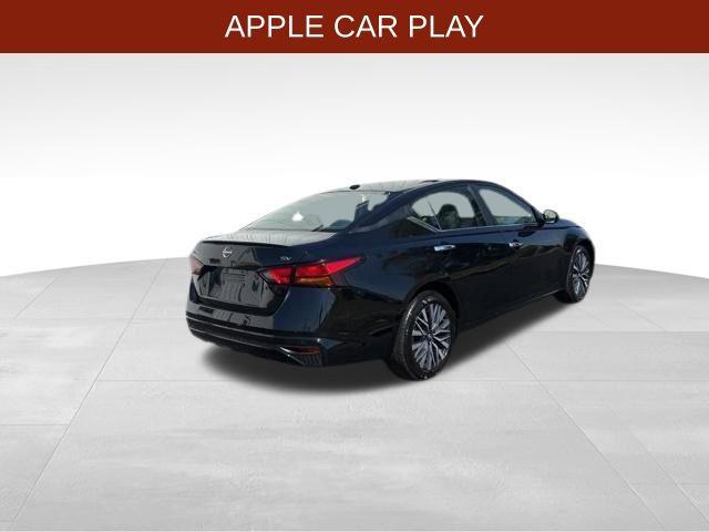 Photo of 2024 Super Black Nissan Altima