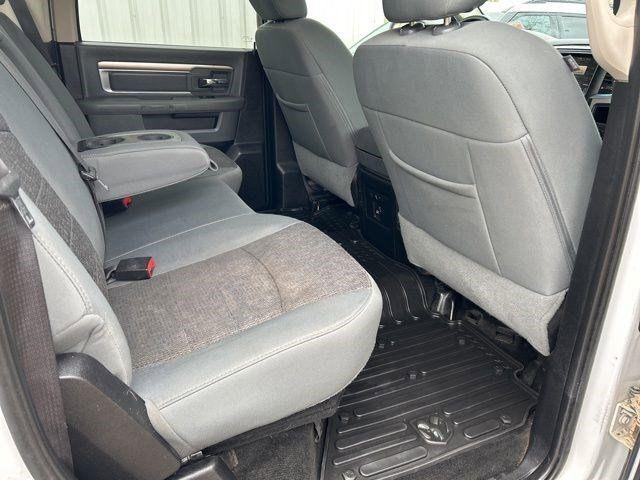 Photo of 2016 Bright White Clearcoat RAM 1500
