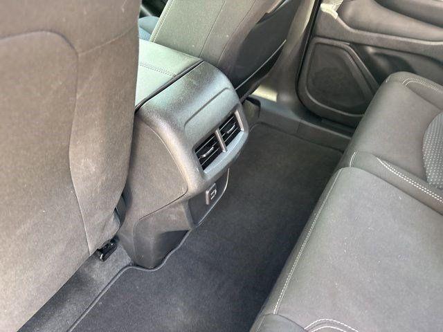 Photo of 2023 Summit White GMC Terrain