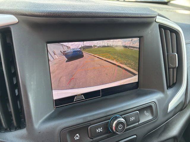 Photo of 2023 Summit White GMC Terrain
