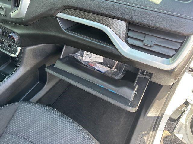 Photo of 2023 Summit White GMC Terrain